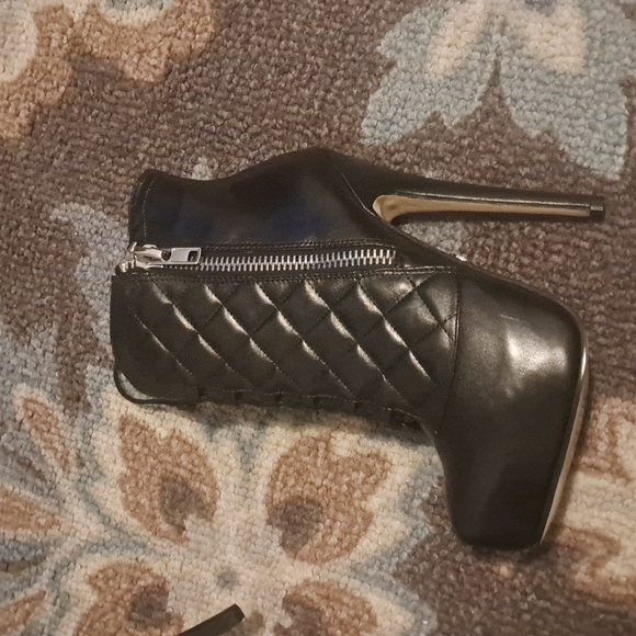 bebe boots Yolanda size 6 NWT - Picture 4 of 4